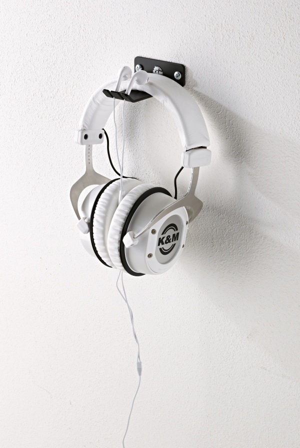 Headphone wall holder